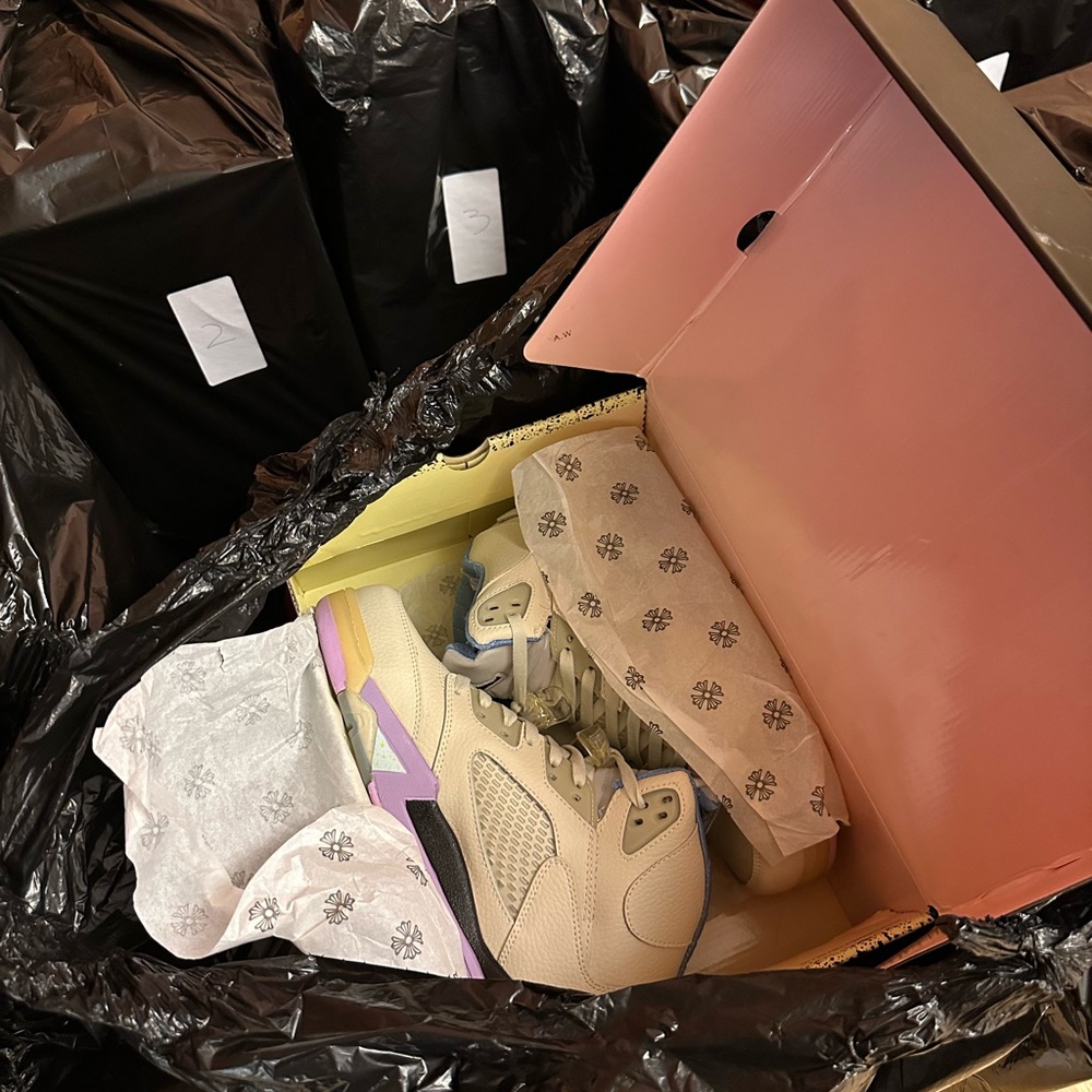 Massive 600 Pair Sneaker Collection  Mostly New
Adidas Nike New balance Puma